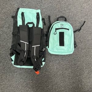 K9 Sport Sack Plus 2 dog package size Large. Carries up to about 40lbs.